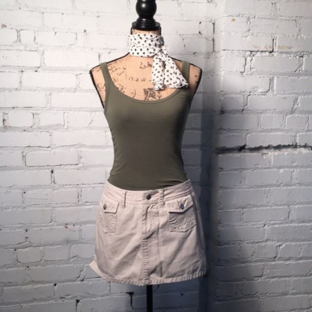 Cooper Key skort skirt women size 7 khaki beige